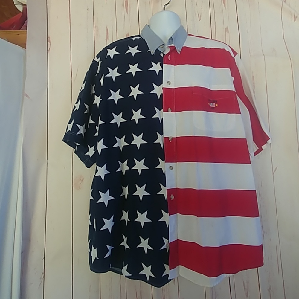 Ivy Crew Men's Flag Shirt